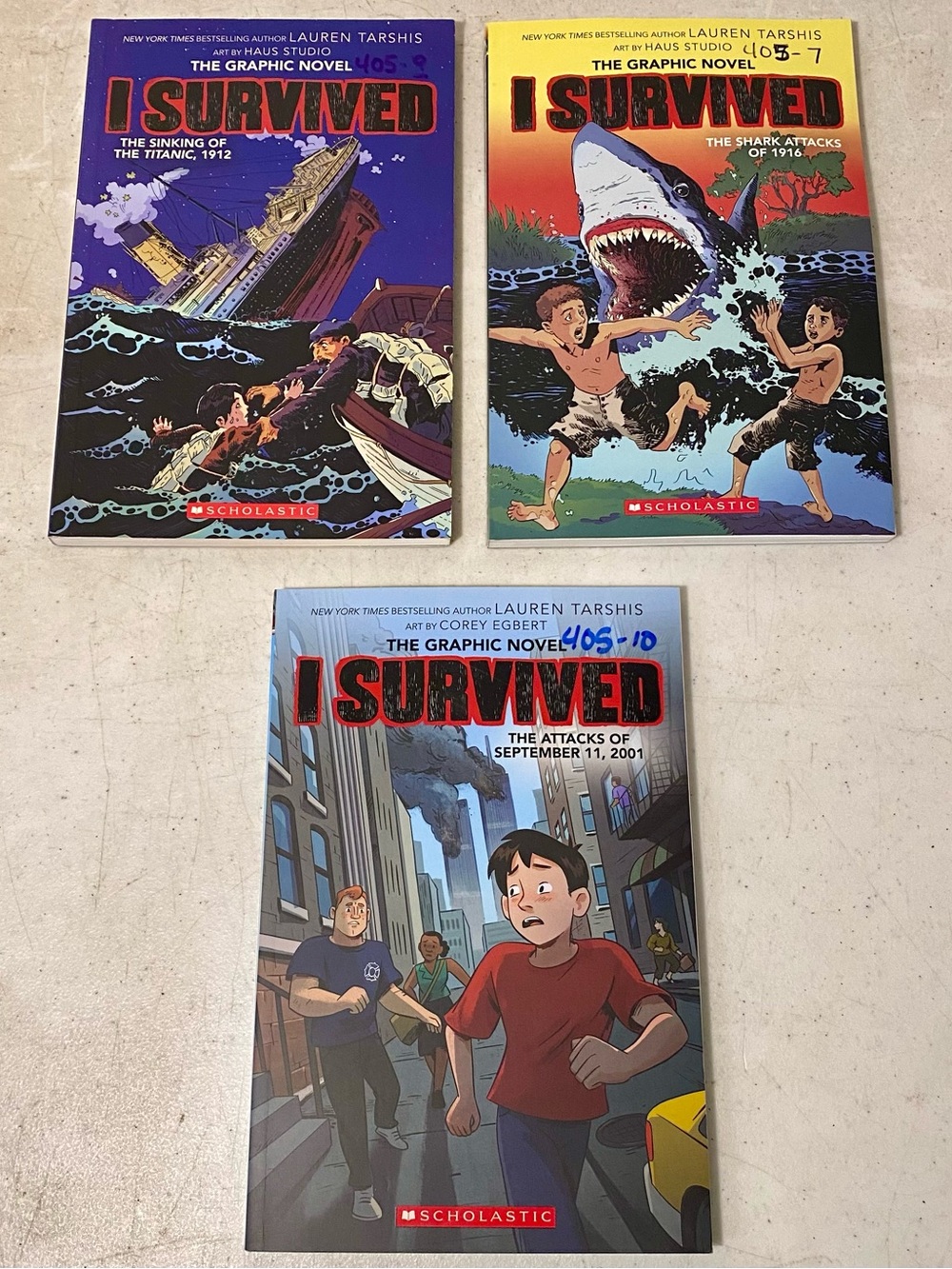 I Survived GRAPHIC Novel Lot of 3 Volumes - Titanic - 9/11 - Sharks - by Tarshis